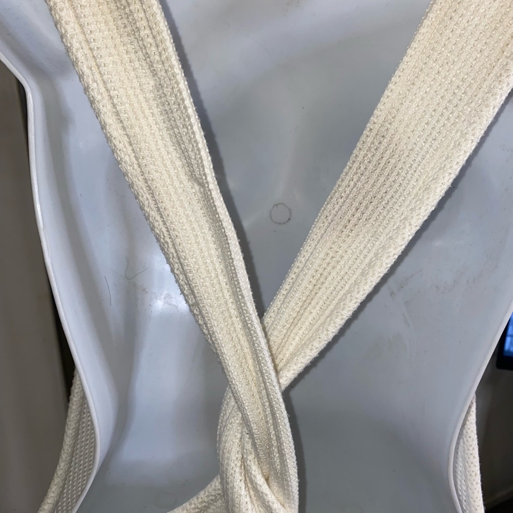 ASILIO Fun Twist Back Dress - Picture 7 of 7
